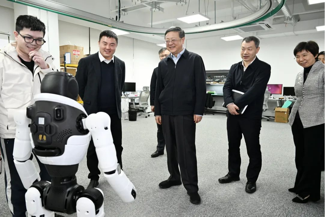 上海市委书记陈吉宁专题调研kaiyun.com机器人